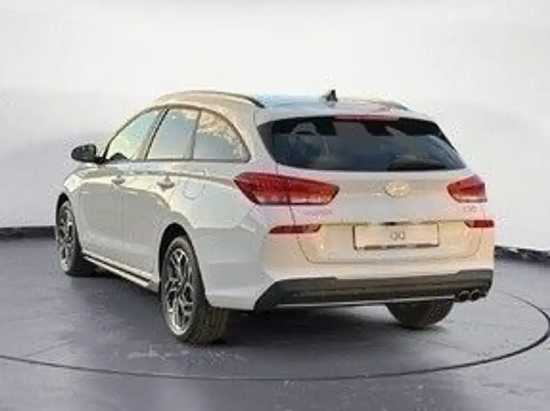 Hyundai i30 - Thumbnail 3