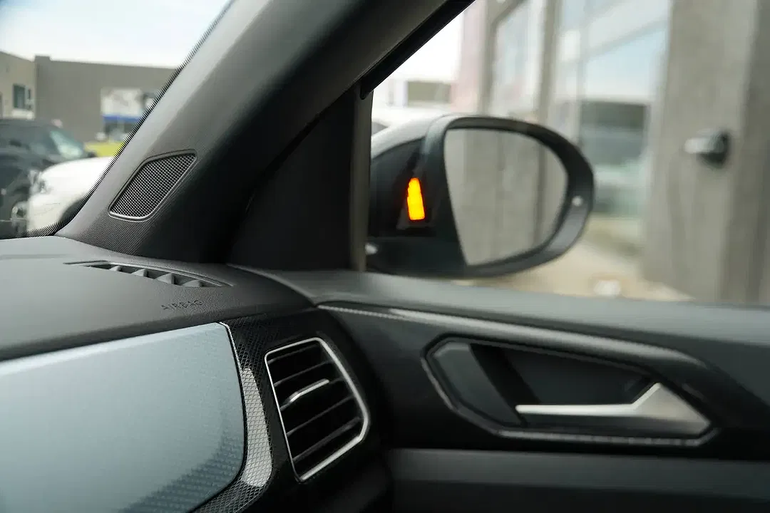 Volkswagen T-Cross - Thumbnail 15