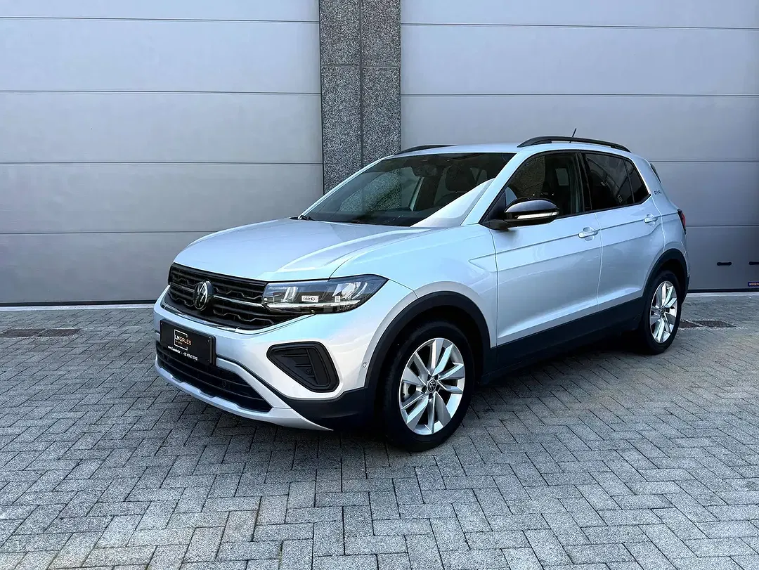 Volkswagen T-Cross - Thumbnail 2