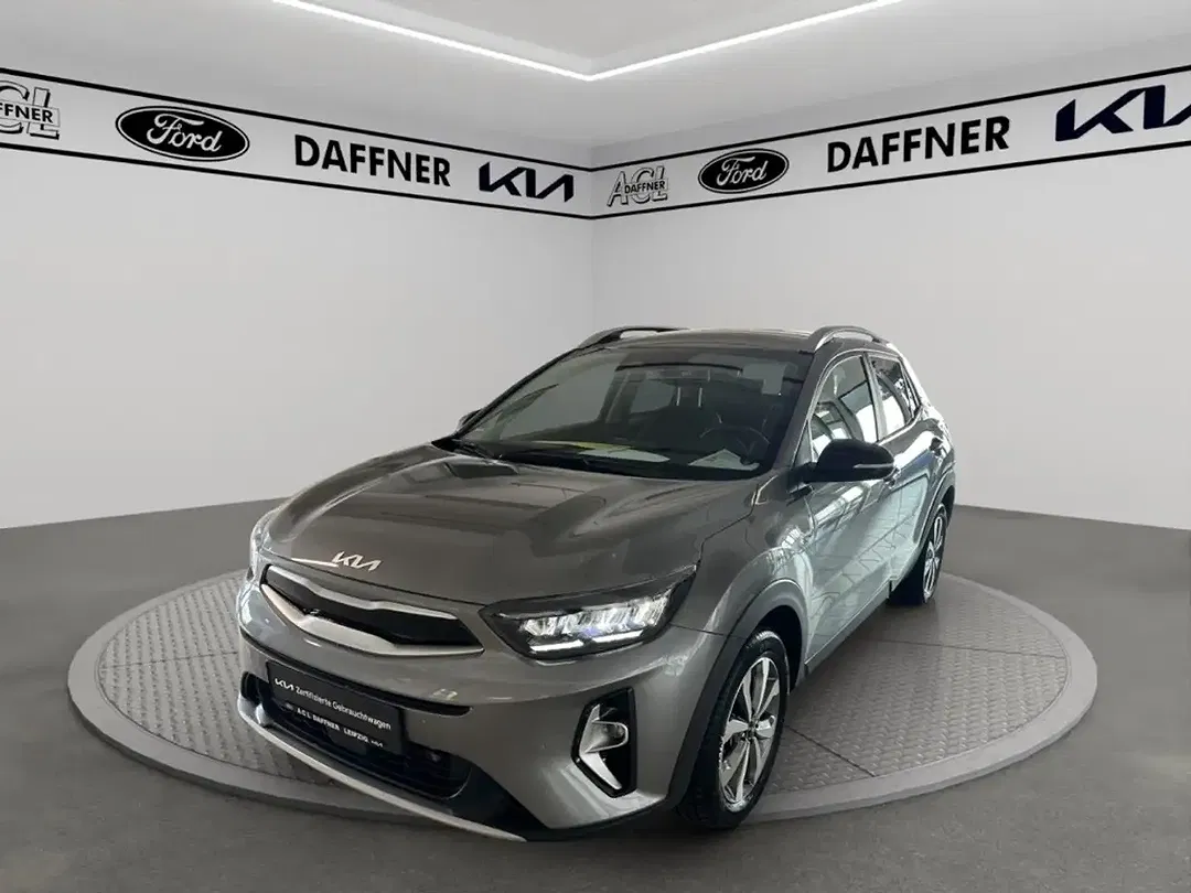 Kia Stonic - Thumbnail 1
