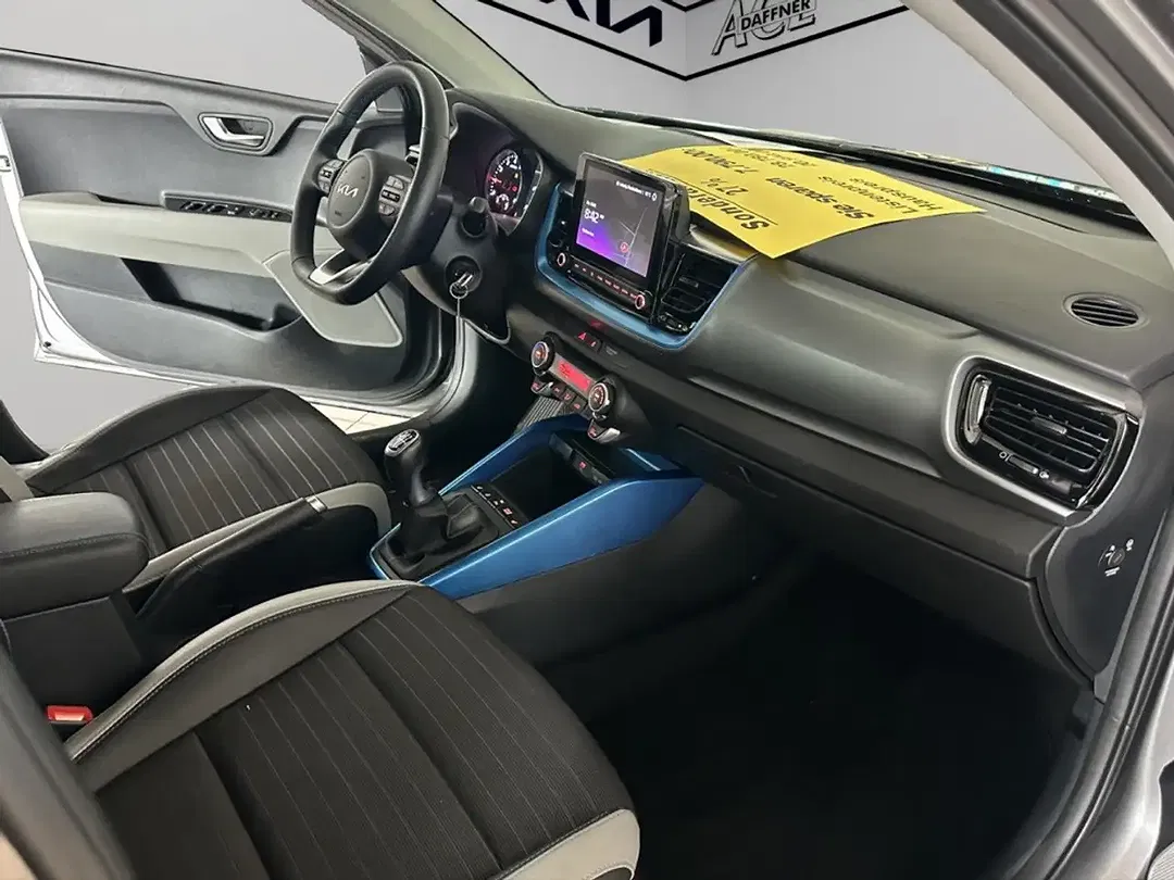 Kia Stonic - Thumbnail 15
