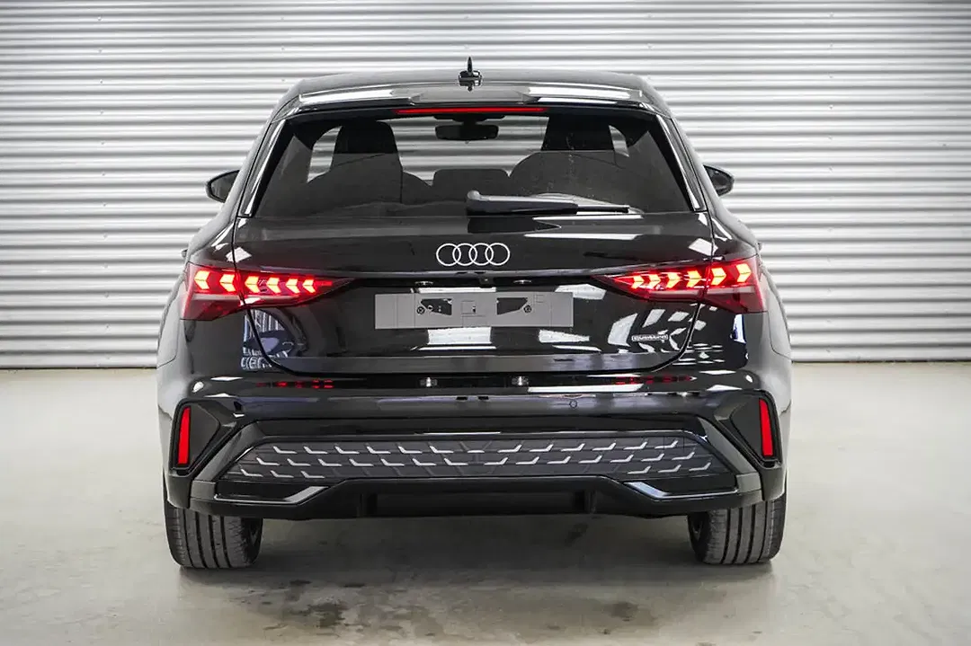 Audi A3 - Thumbnail 4
