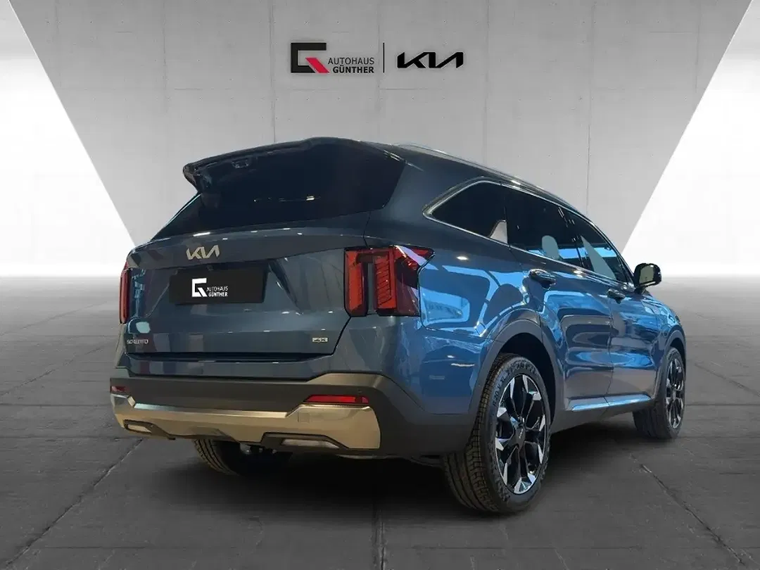 Kia Sorento - Thumbnail 3