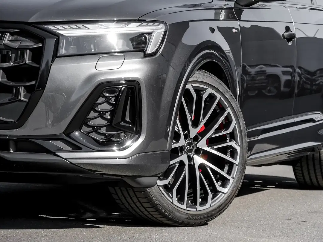Audi Q7 - Thumbnail 5
