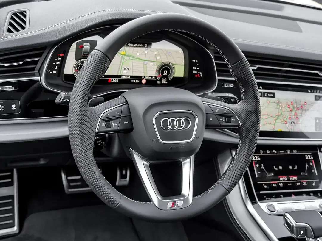 Audi Q7 - Thumbnail 9