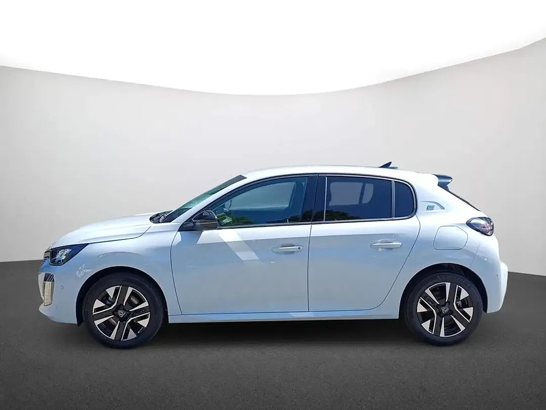 Peugeot 208 - Thumbnail 4