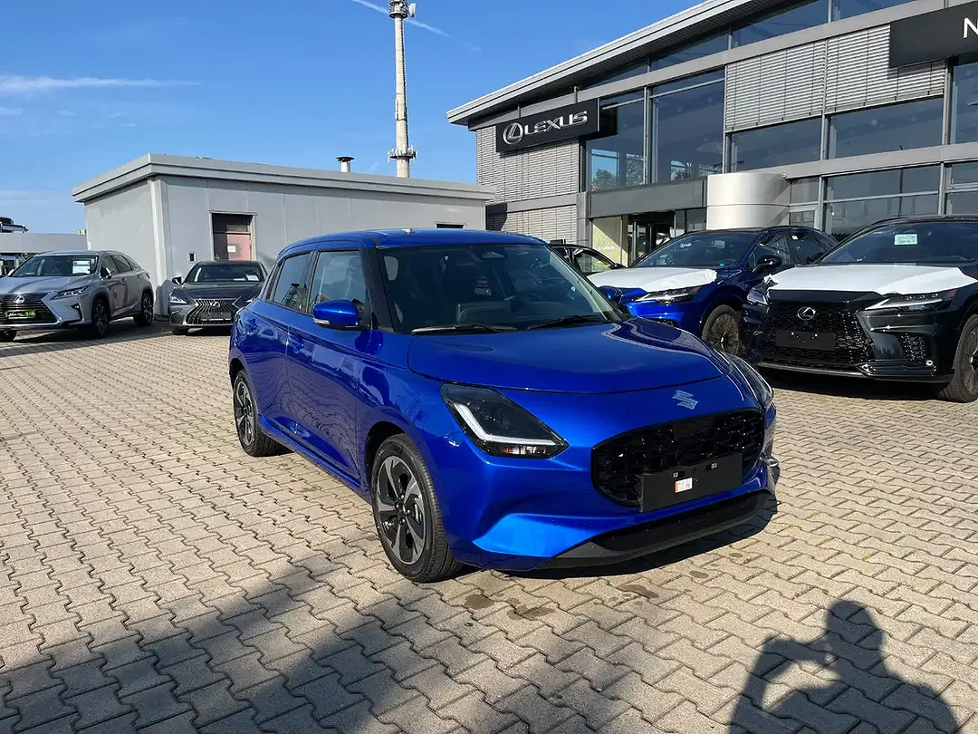 Suzuki Swift - Thumbnail 1