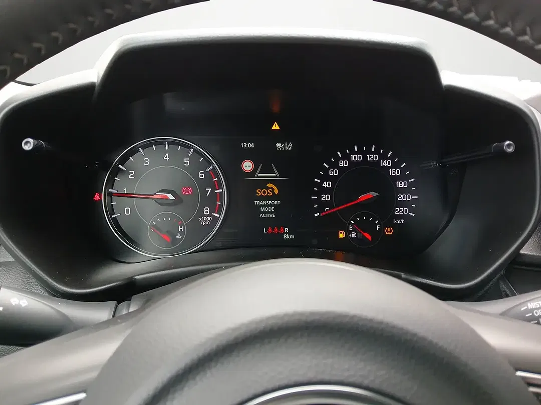 Suzuki Swift - Thumbnail 10