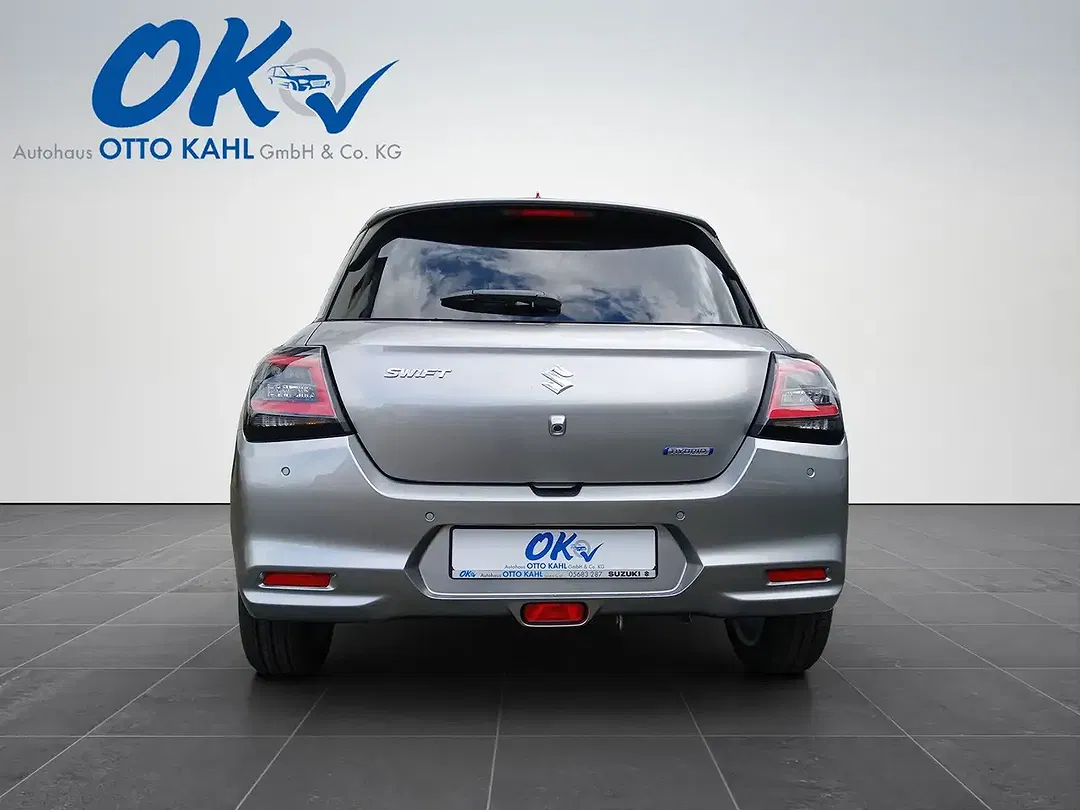 Suzuki Swift - Thumbnail 5