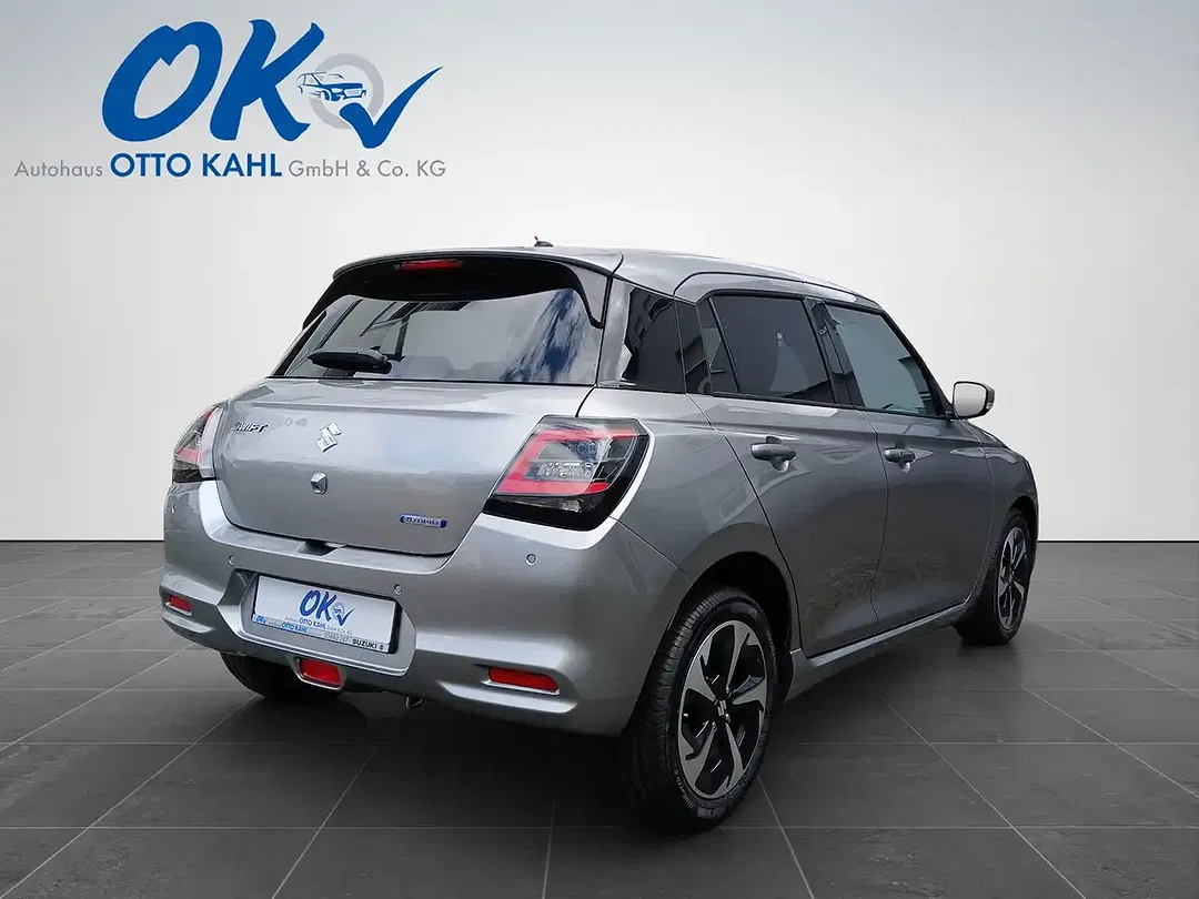 Suzuki Swift - Thumbnail 6