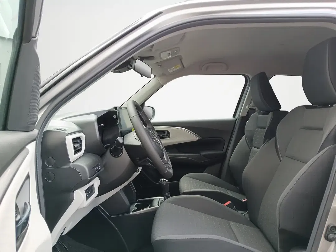 Suzuki Swift - Thumbnail 9