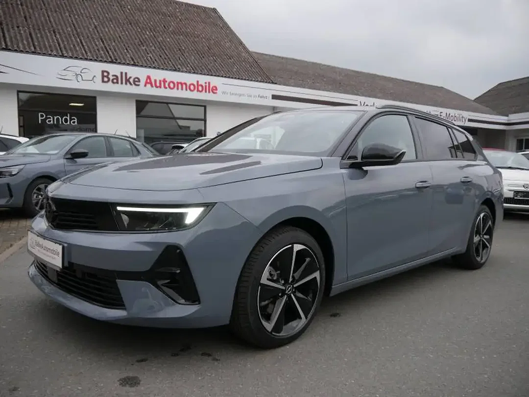 Opel Astra - Afbeelding 1