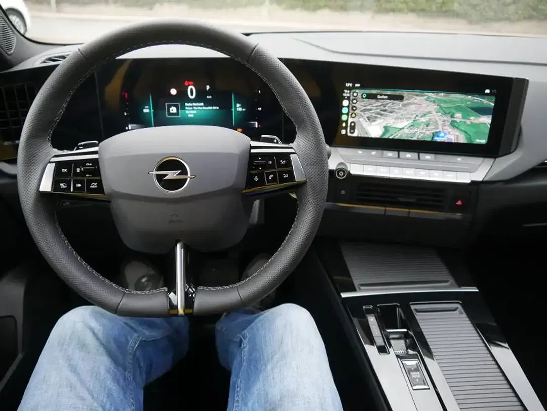 Opel Astra - Thumbnail 12