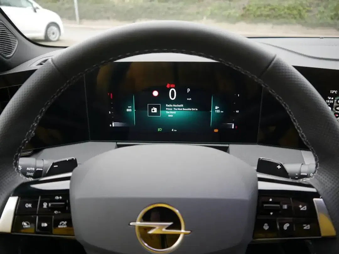 Opel Astra - Thumbnail 13