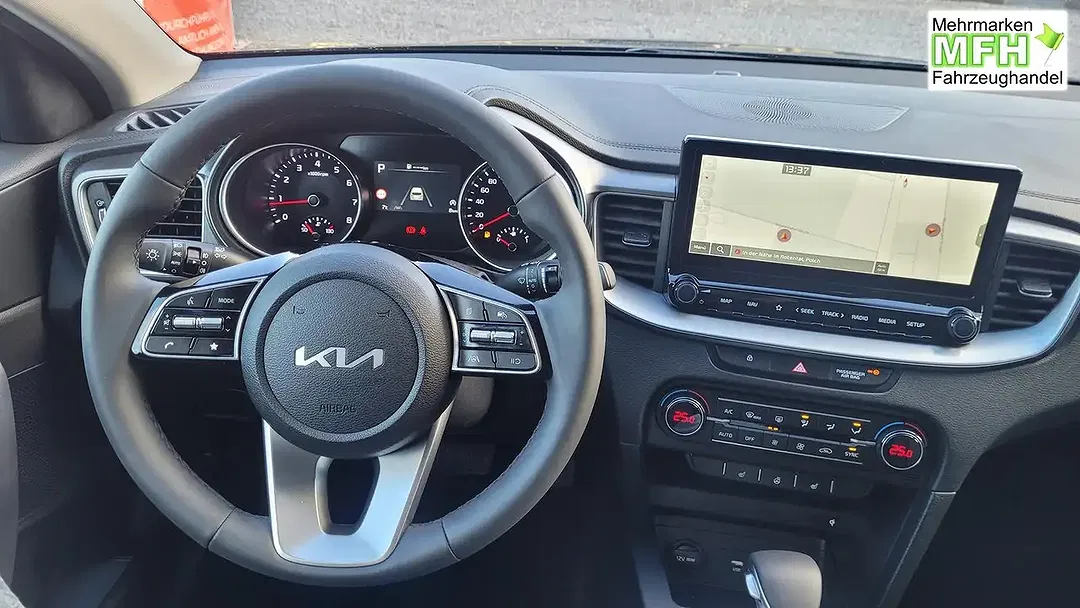 Kia Ceed SW / cee'd SW - Thumbnail 15
