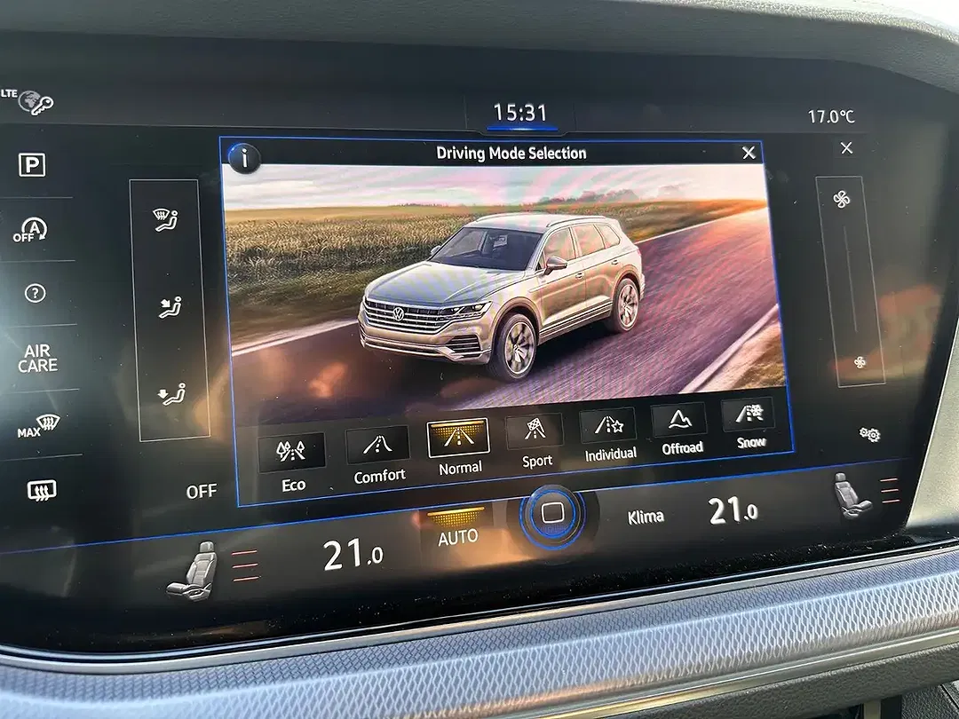 Volkswagen Touareg - Thumbnail 42