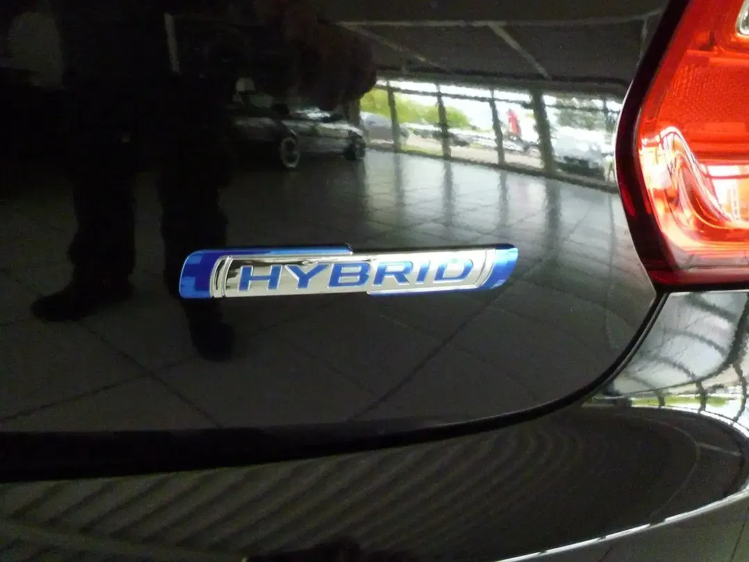 Suzuki Swift - Thumbnail 5