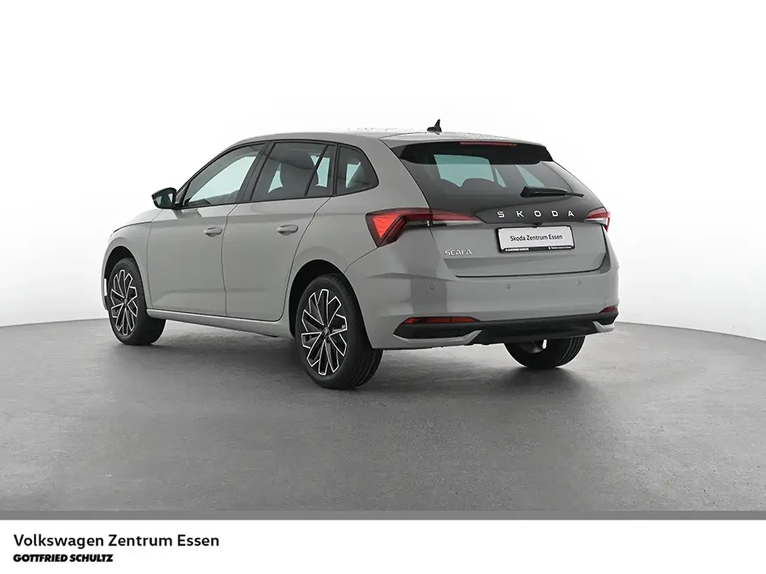 Skoda Scala - Thumbnail 2