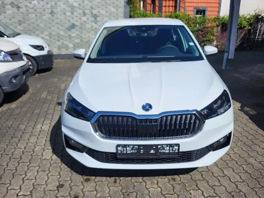 Skoda Fabia - Thumbnail 3