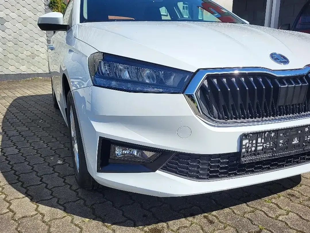 Skoda Fabia - Thumbnail 4