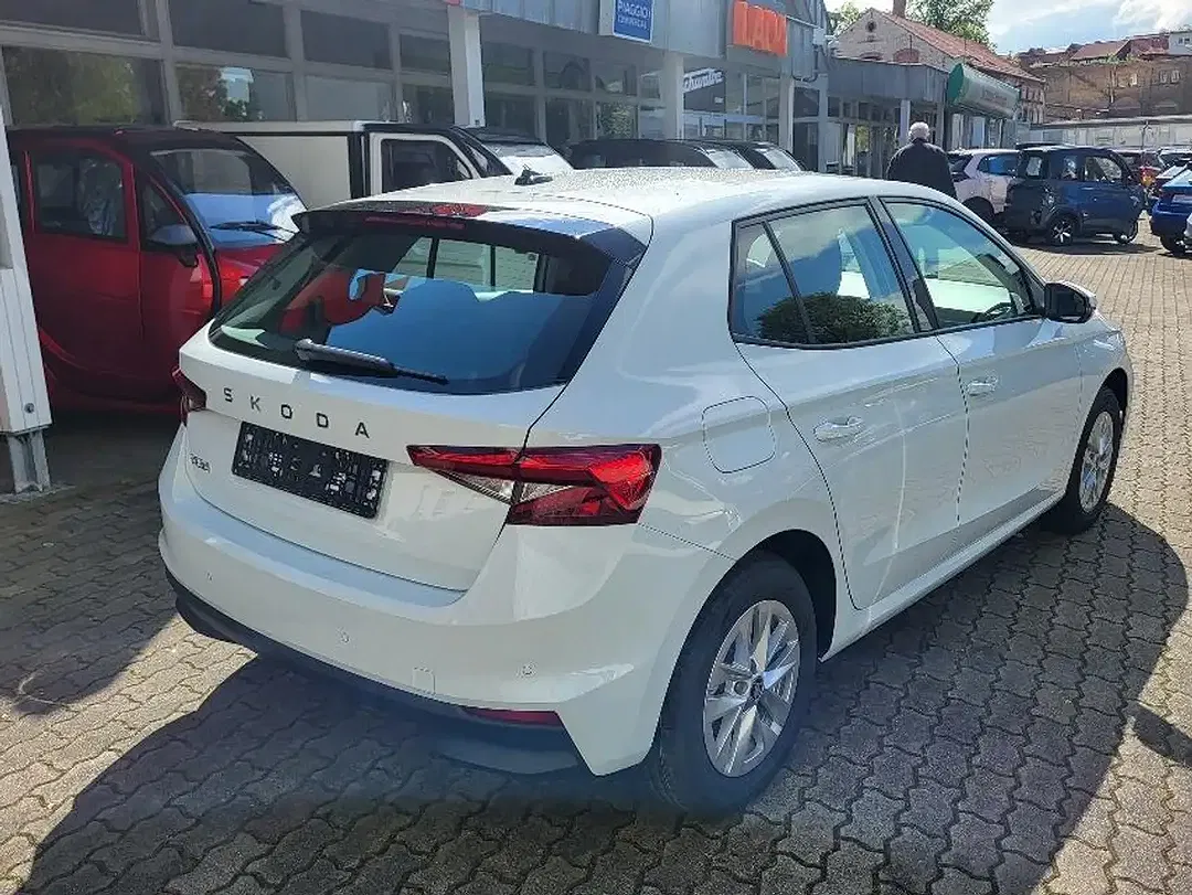 Skoda Fabia - Thumbnail 5