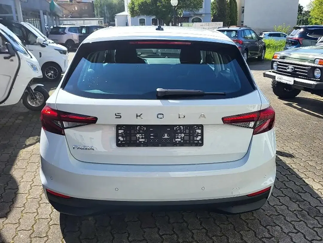 Skoda Fabia - Thumbnail 6
