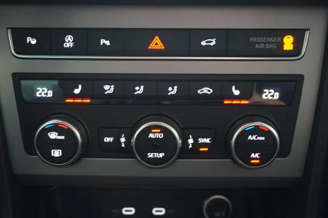 SEAT Ateca - Thumbnail 10