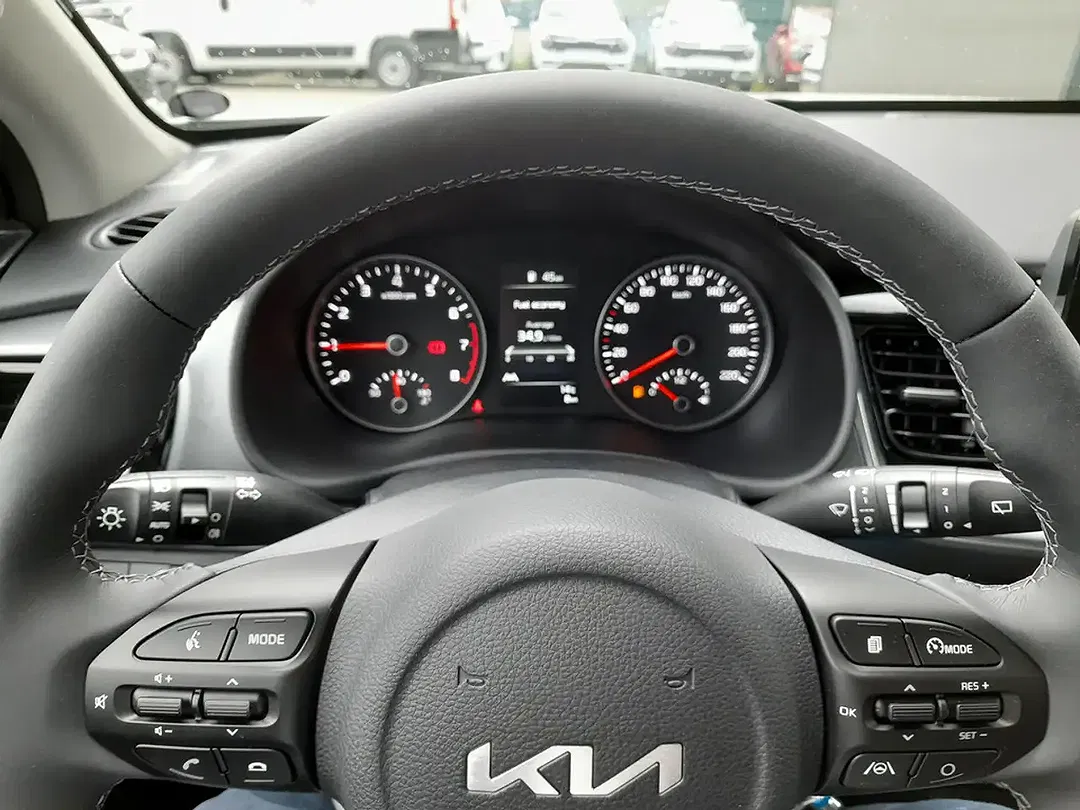 Kia Stonic - Thumbnail 9
