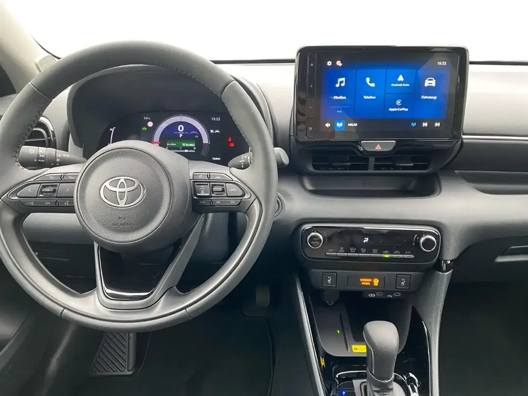 Toyota Yaris - Thumbnail 11