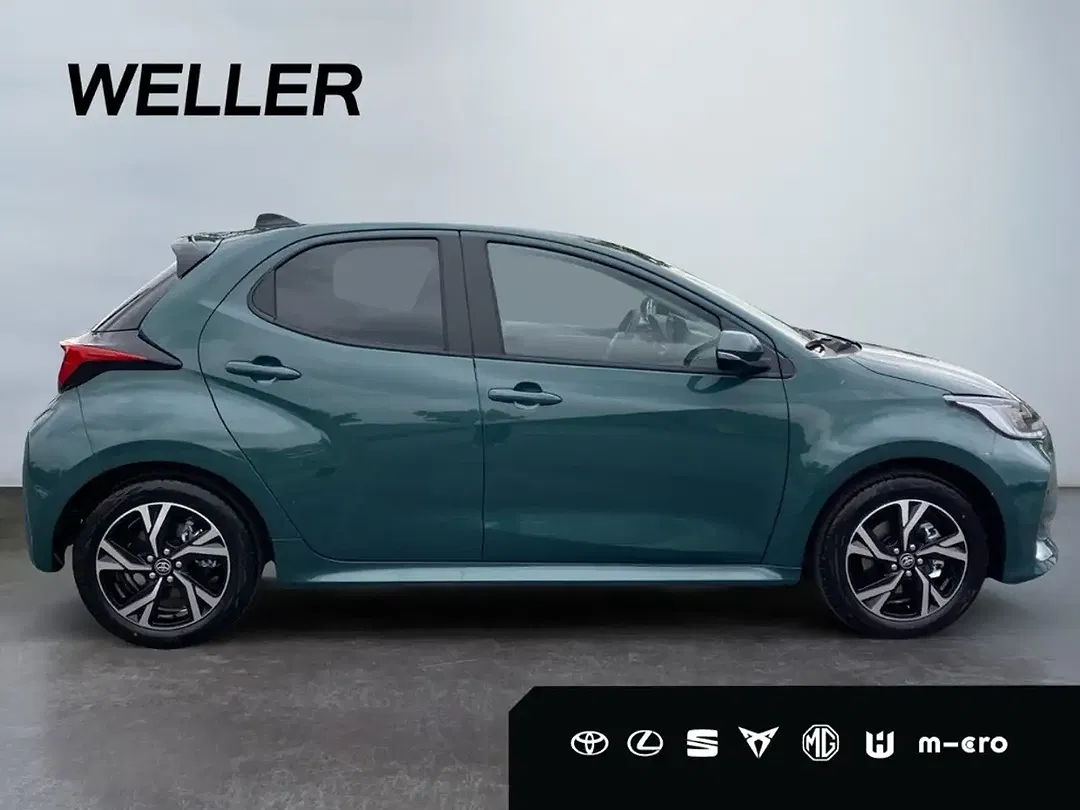 Toyota Yaris - Thumbnail 12