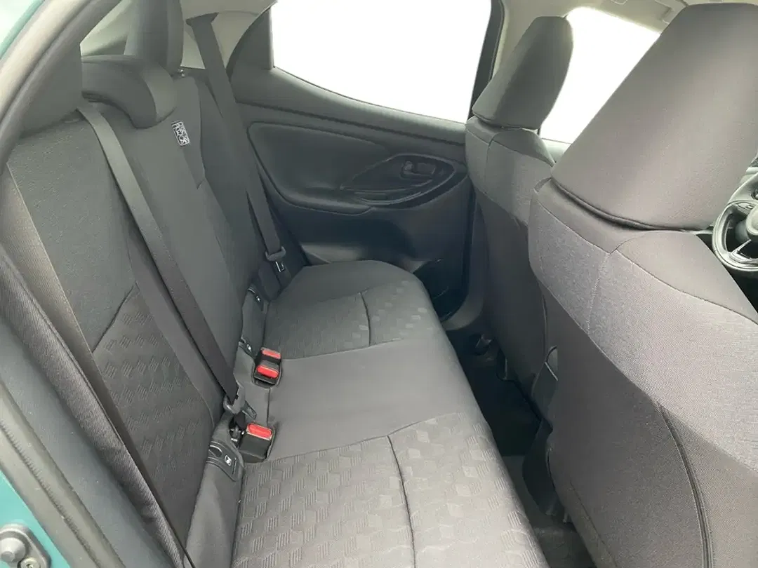 Toyota Yaris - Thumbnail 5