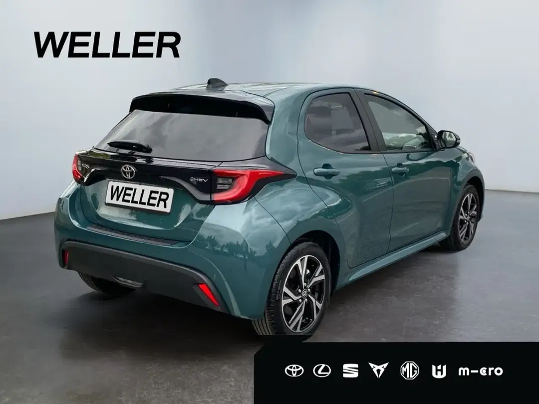 Toyota Yaris - Thumbnail 6