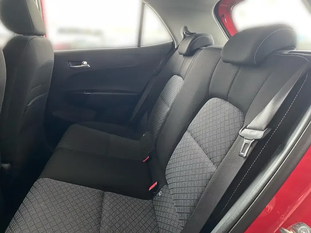 Kia Picanto - Thumbnail 11