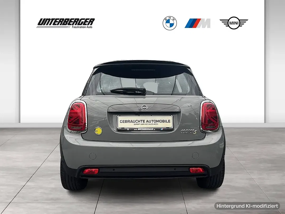 MINI Cooper SE - Thumbnail 5
