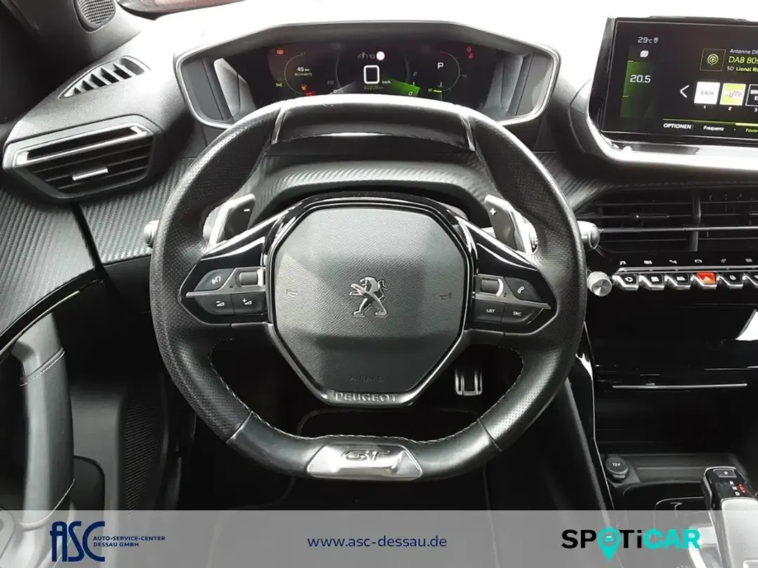 Peugeot 2008 - Thumbnail 9