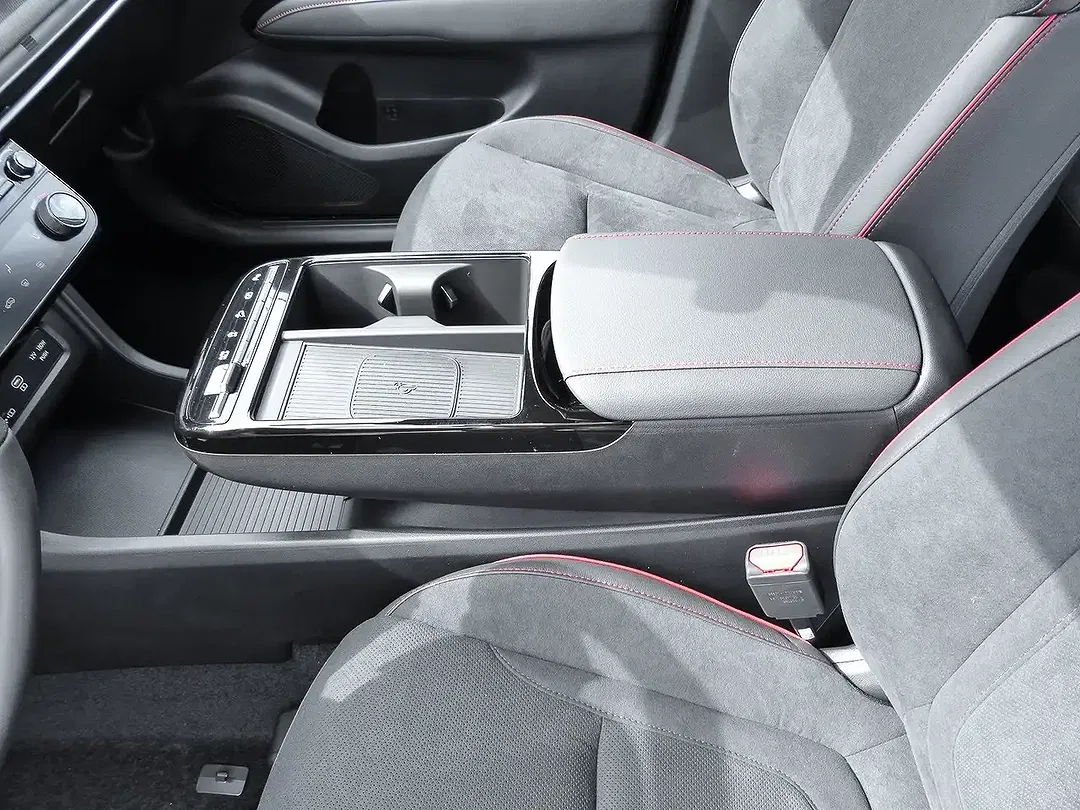 Hyundai TUCSON - Thumbnail 11