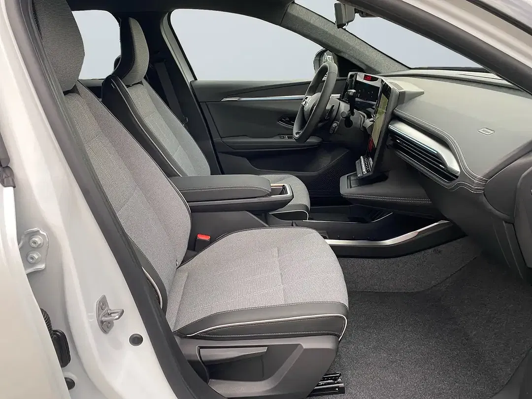 Mitsubishi Eclipse Cross - Thumbnail 10