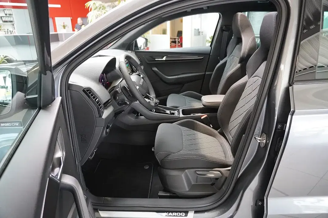 Skoda Karoq - Thumbnail 7