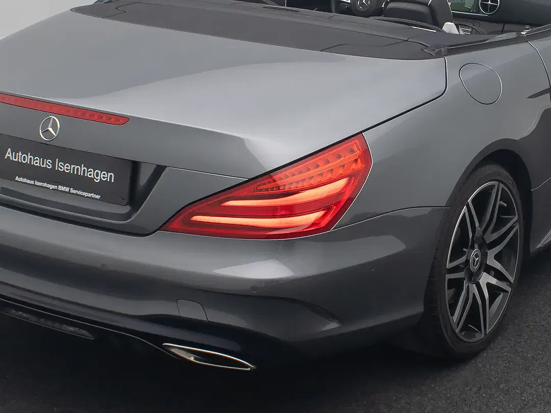 Mercedes-Benz SL 400 - Thumbnail 16