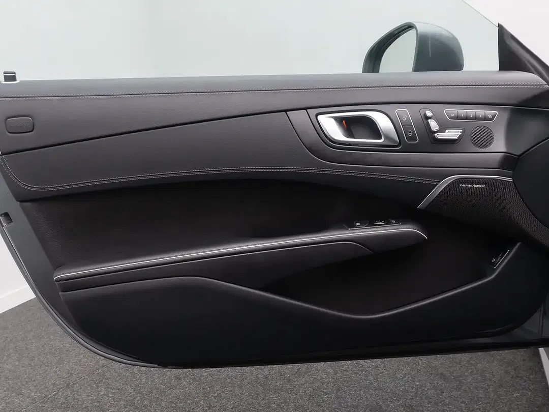 Mercedes-Benz SL 400 - Thumbnail 26