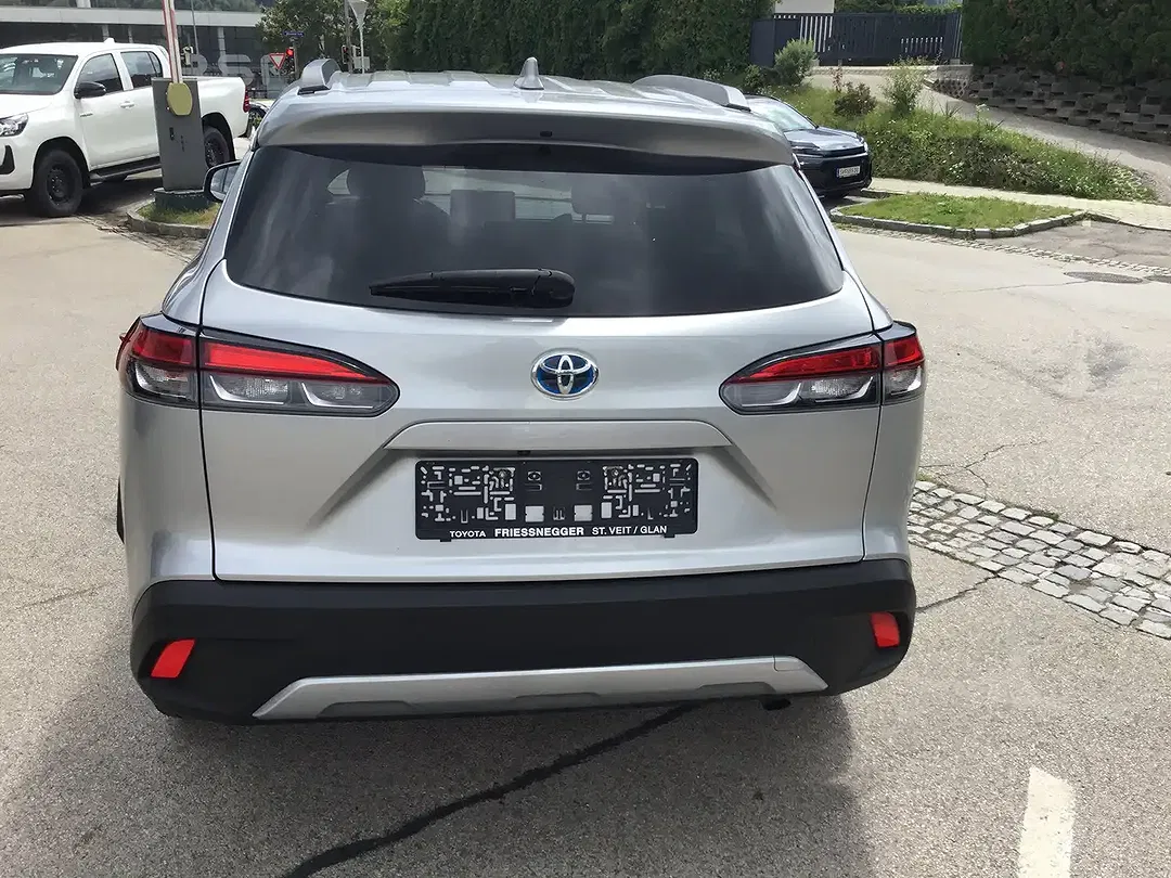 Toyota Corolla Cross - Thumbnail 3