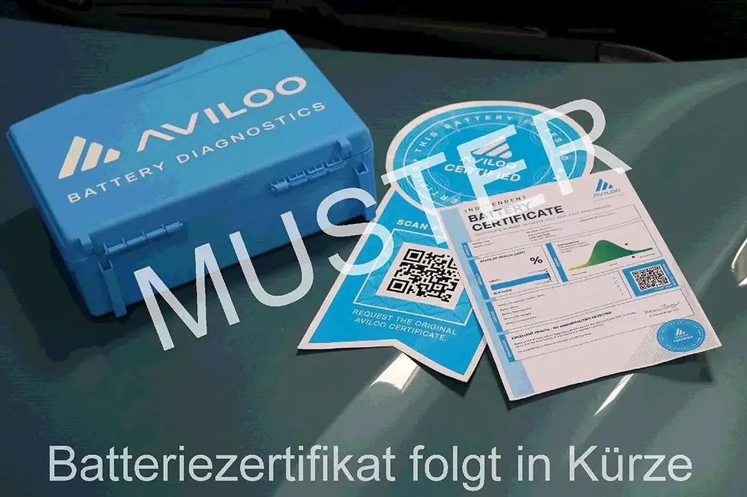 Mercedes-Benz E 300 - Thumbnail 10