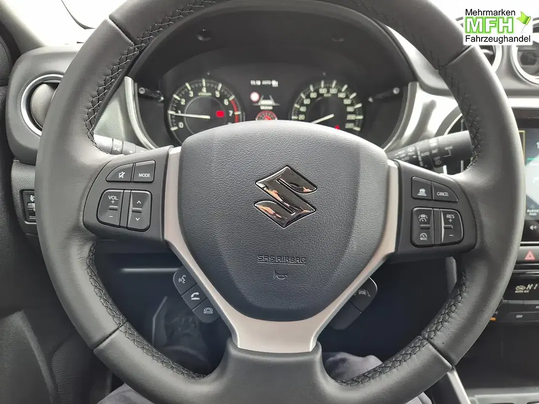 Suzuki Vitara - Thumbnail 15