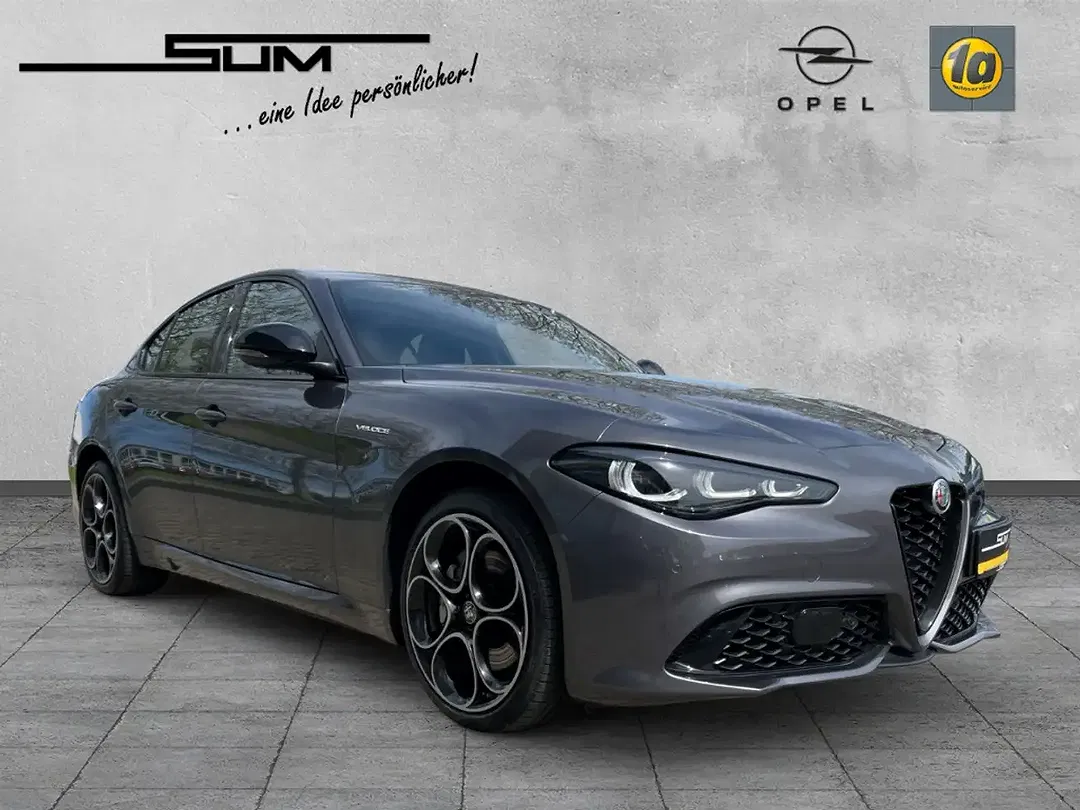 Alfa Romeo Giulia - Thumbnail 9