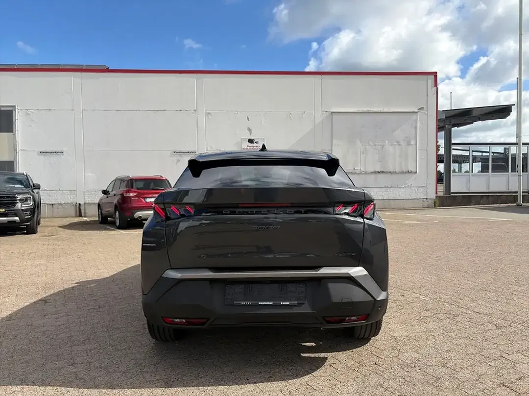 Peugeot 3008 - Thumbnail 4