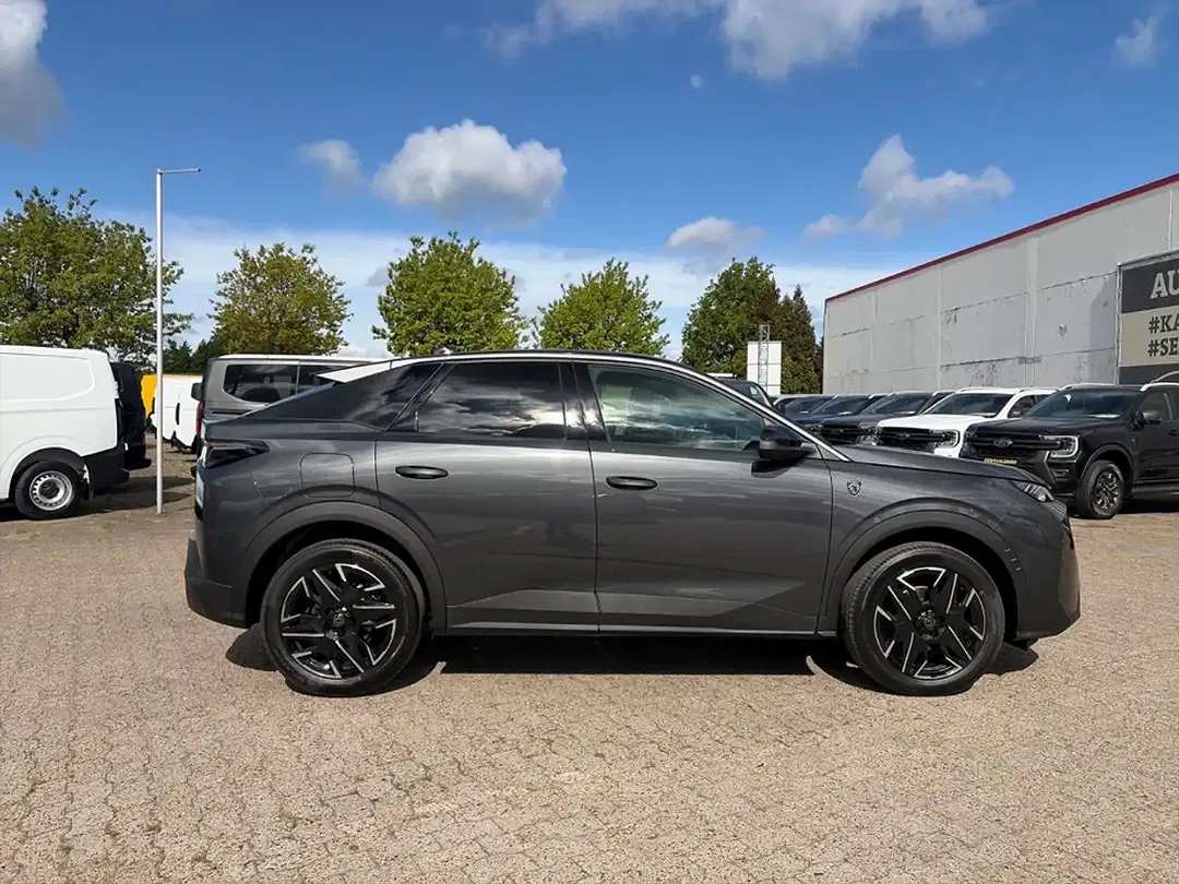 Peugeot 3008 - Thumbnail 6