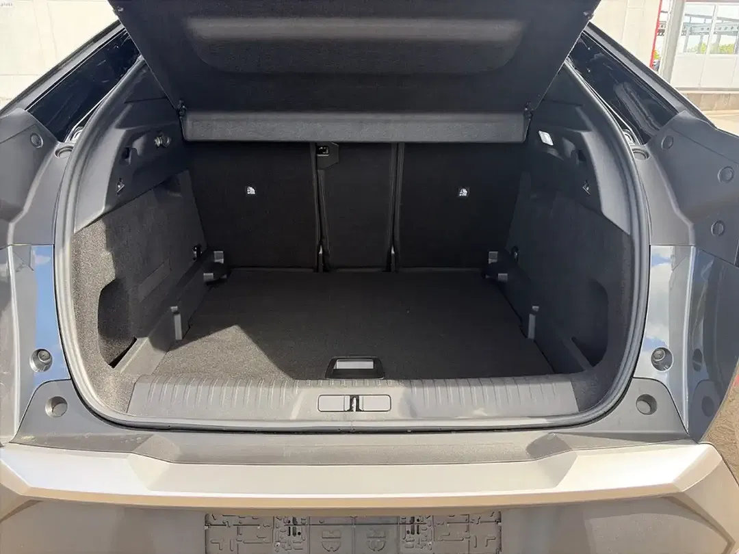 Peugeot 3008 - Thumbnail 8