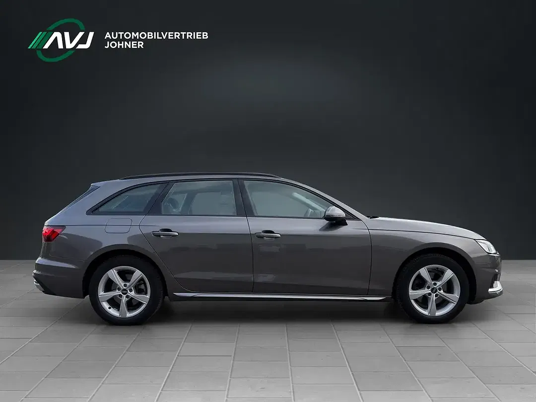 Audi A4 - Thumbnail 6