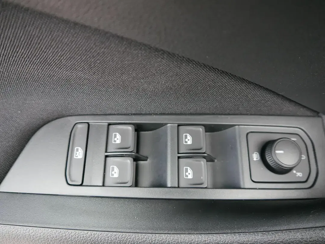 Skoda Kamiq - Thumbnail 9