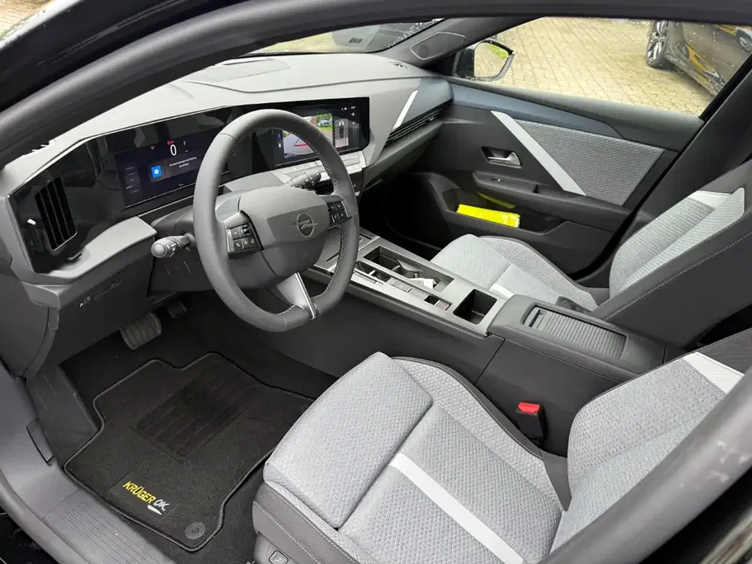 Opel Astra - Thumbnail 5